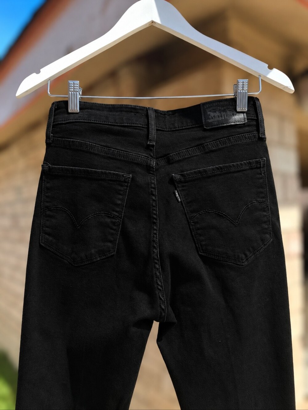 Levi's 725 High Rise Bootcut Jeans Black Stretch Denim Women Size W30 L30 - Picture 7 of 16